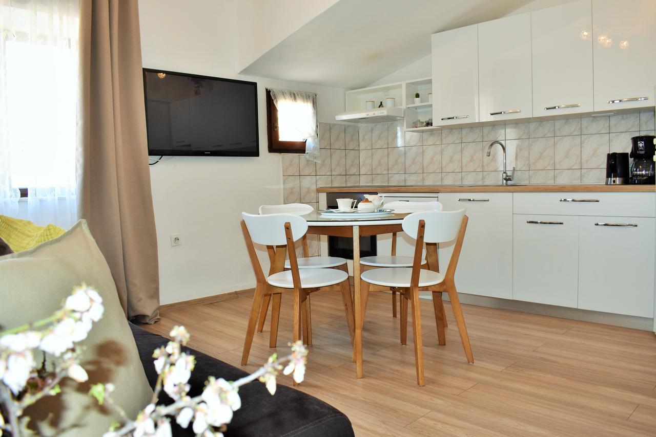 Apartment Antonija Split Exterior photo